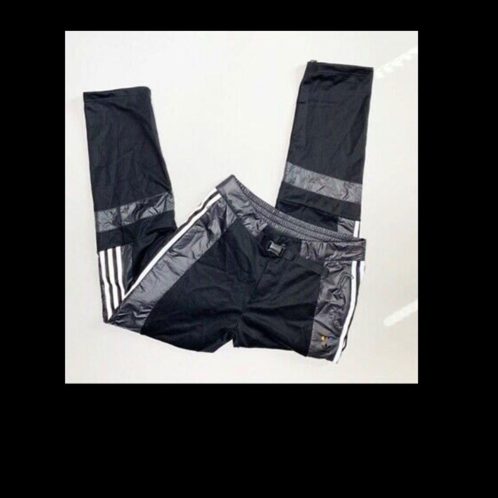ADIDAS mens OYSTER 72HR Pant - size Medium